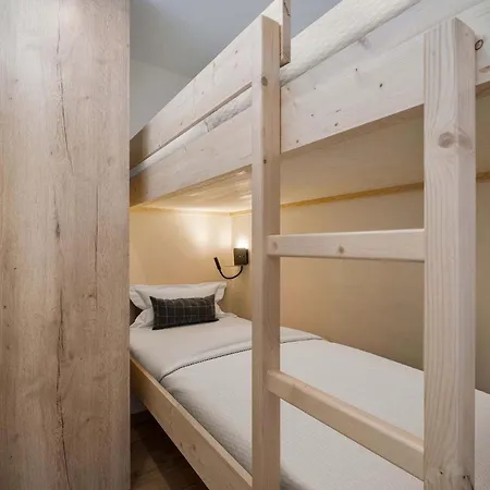 Ski-in Ski-out Fully Renovated With Panoramic Views Διαμέρισμα